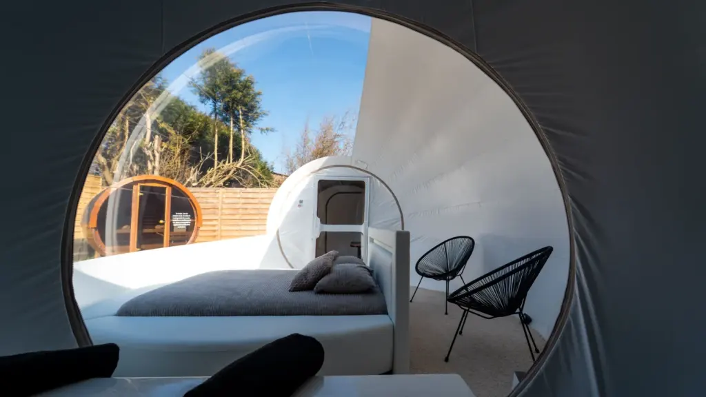 47 Suites & Spa : vue sur la terrasse depuis la bulle