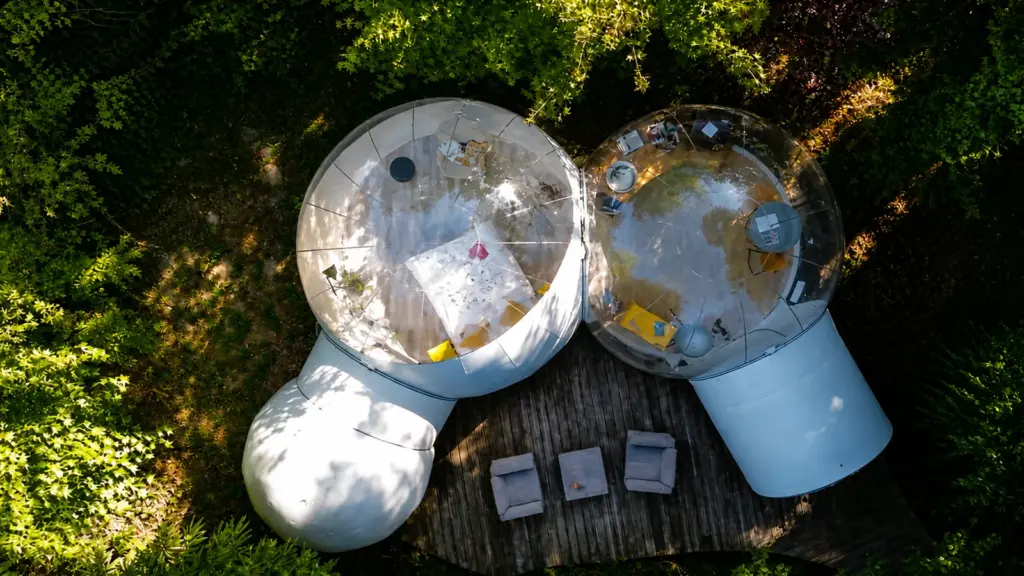 Au Calme Absolu : les trois bulles vues du ciel