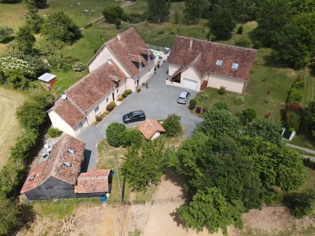 Bulle des 2 Arbres de la Sagesse : le gîte vu du ciel