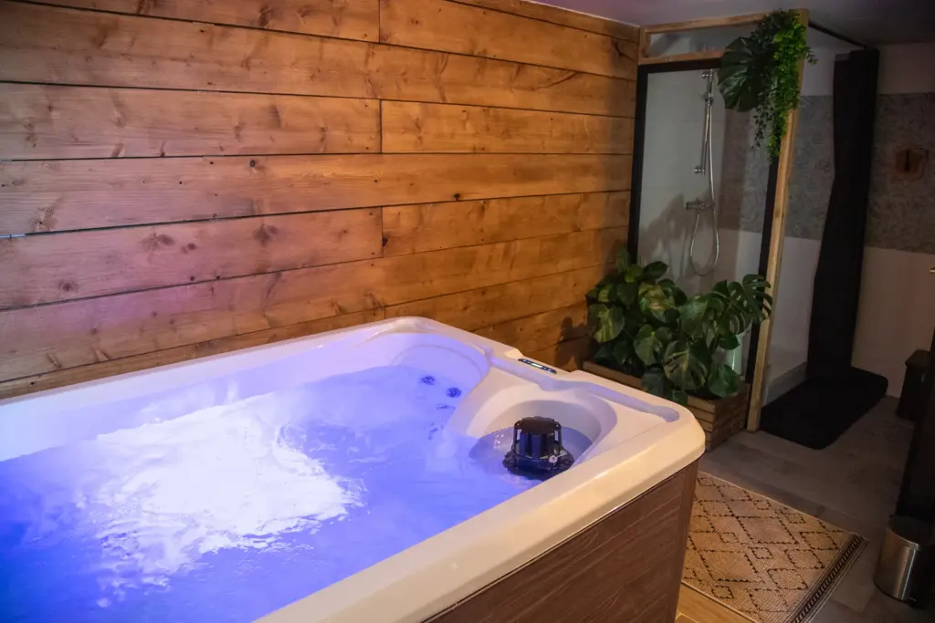 Chez Paoù : spa privatif couvert
