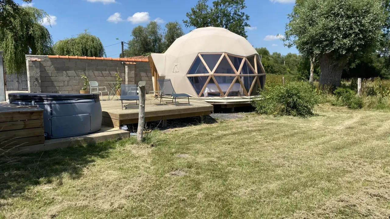 Dôme du Moulin Hacquet (Favières, Somme)