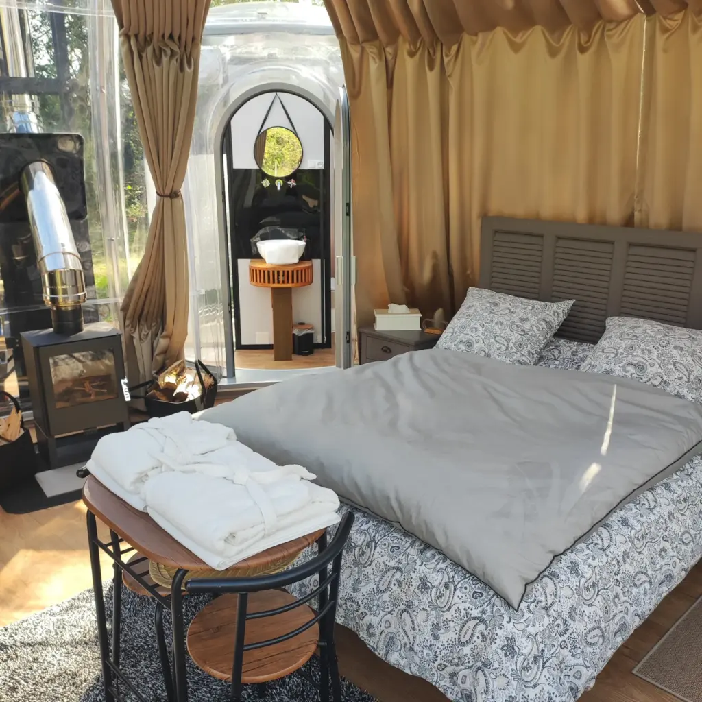 Gîtes du Vieux Tilleul : chambre du dôme