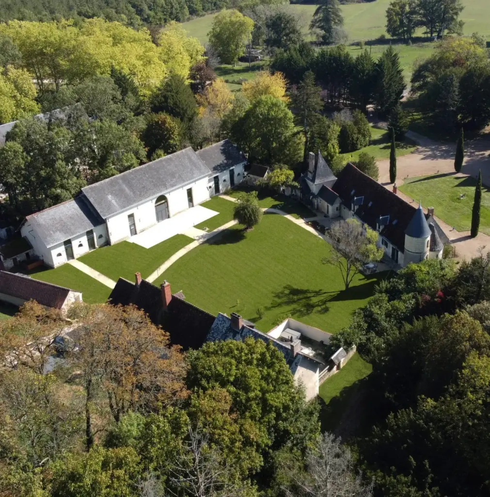 La Ferme de Razay : la ferme de Razay vue du ciel