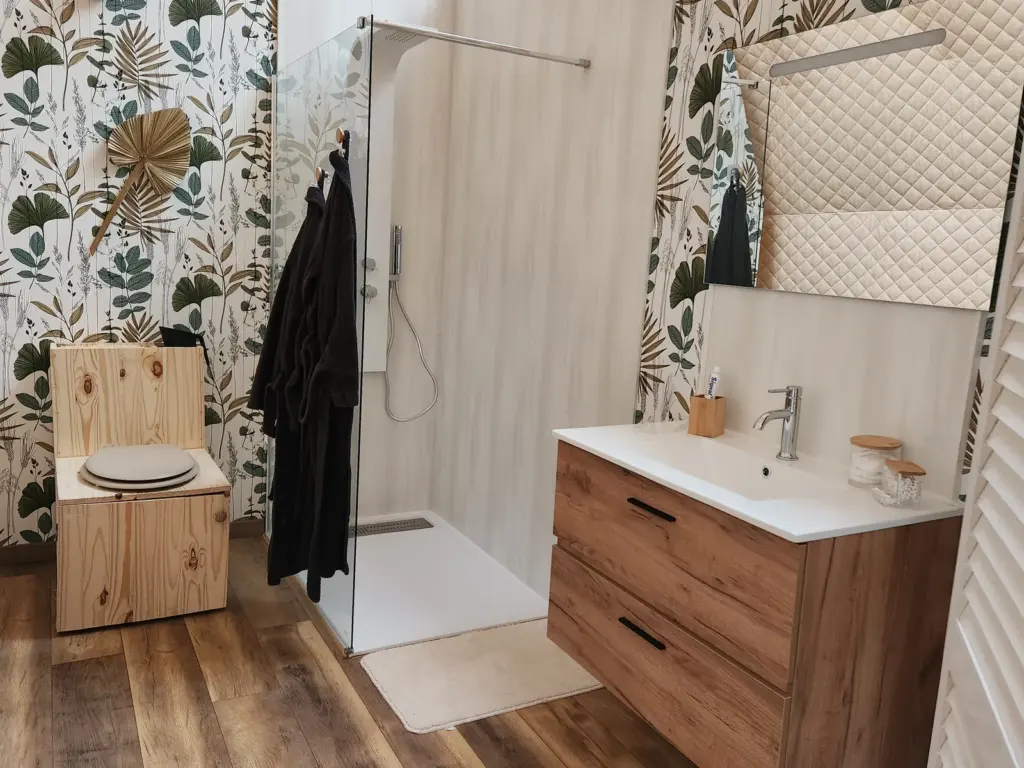 Le Cocon d'Amour : salle d'eau