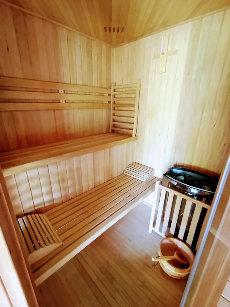 Le P'tit Monde du Morvan : sauna du spa