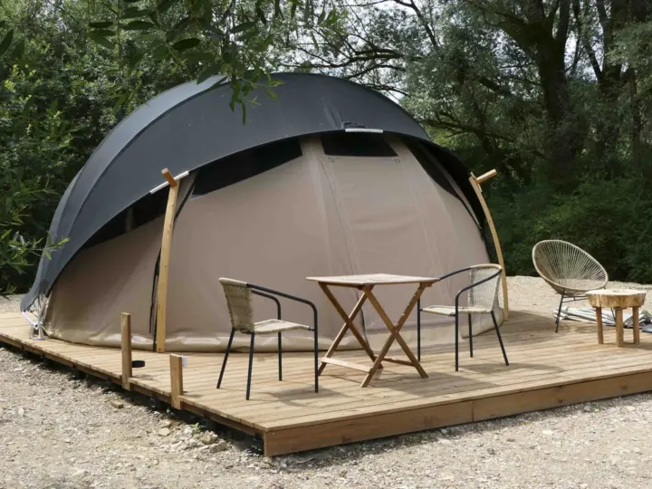 Les Cabanes Flottantes (Givrauval, Meuse)