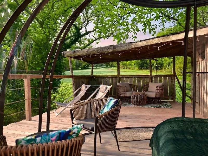 Vallée de Pratmeur : terrasse et transats
